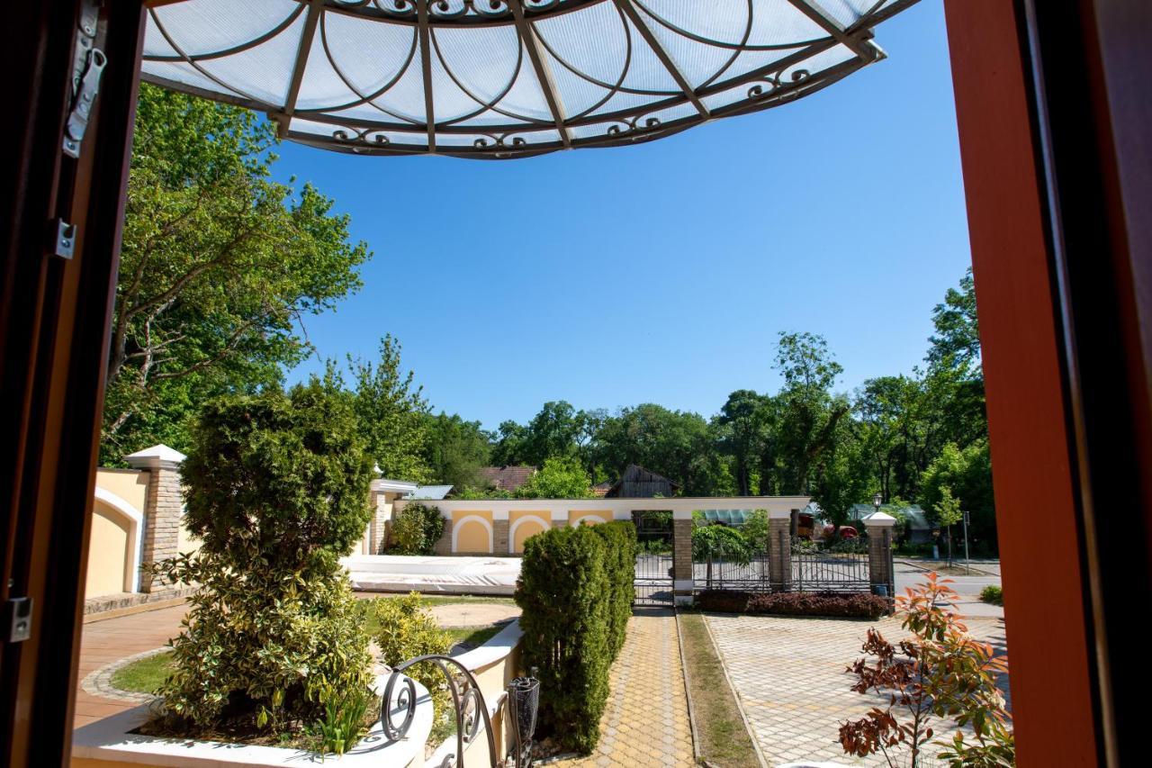Hotel Vila Lago Palić Exteriér fotografie